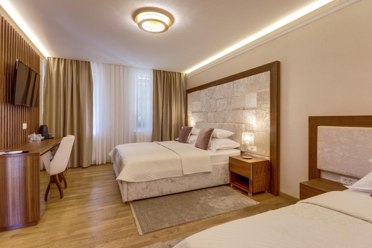 Grand Lakes Rooms Plitvicka Jezera Bagian luar foto